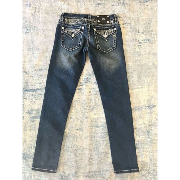 Miss Me Distressed Rhinestone Signature Skinny Jeans 28" - Picture 2 of 6